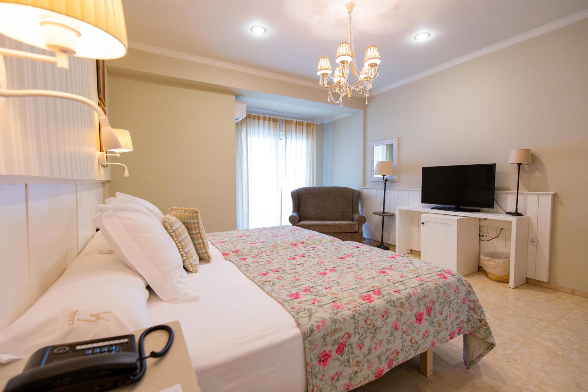 Hotel Los Angeles Denia Room photo